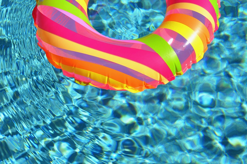 Swim-ring-84625_960_720 La Fourmilière